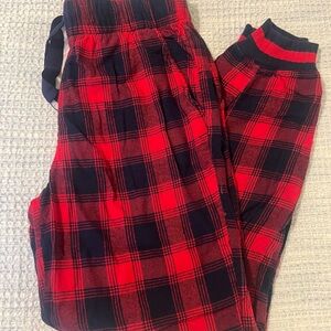 Aerie Red and Black Plaid Pajama Bottoms size XS